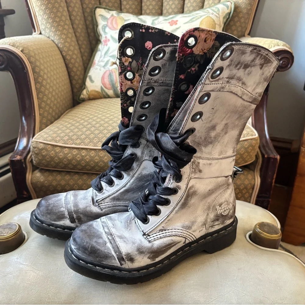 RARE Dr. Martens Triumph 1914 W Boot (Black) (KMNL722) UK 7 / US 9-9.5 - Picture 2 of 8